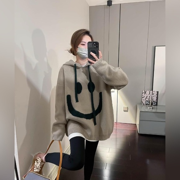 Tan Oversized Green Smiley Face Sweater Hoodie Large - Picture 1 of 11
